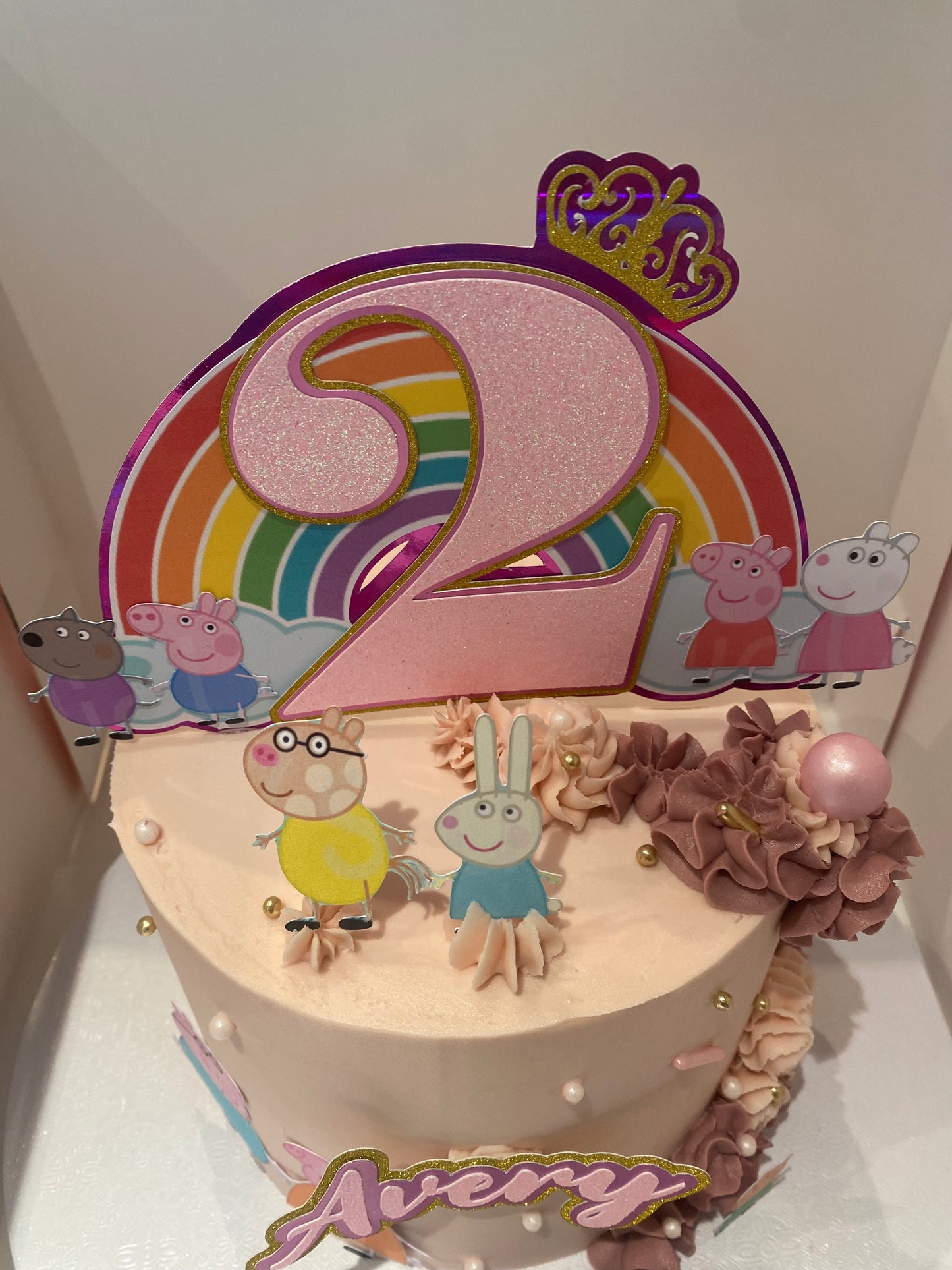 Peppa pig themed cake